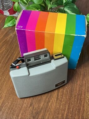 Polaroid Gray Instant Camera with Rainbow Stripe Box